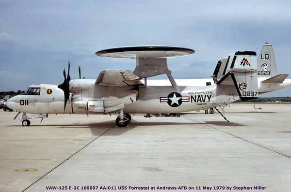 USN Grumman  E-2C Hawkeye 160697