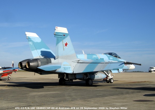USN McDonnell-Douglas F/A-18C Hornet 164663