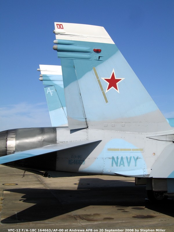 USN McDonnell-Douglas F/A-18C Hornet 164663