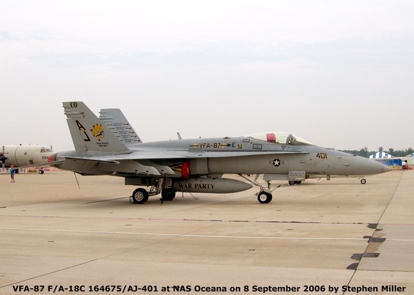 USN McDonnell-Douglas F/A-18C Hornet 164675