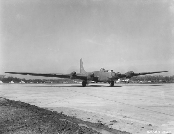 USAF Douglas XB-19A  38-471