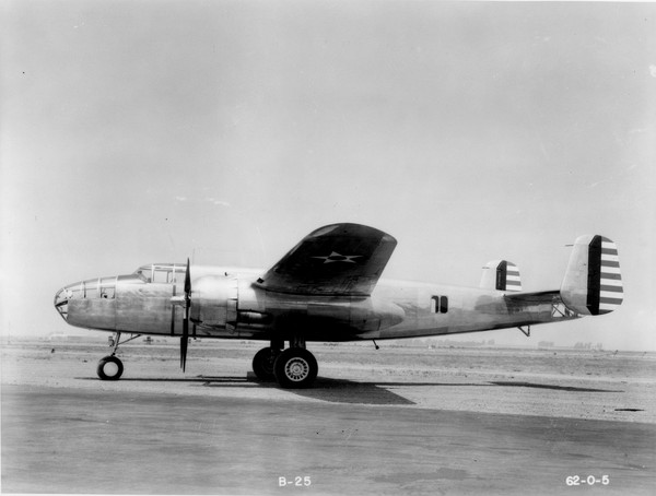  North American B-25 Mitchell 