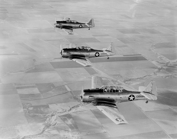  North American Aviation T-6C-NT  