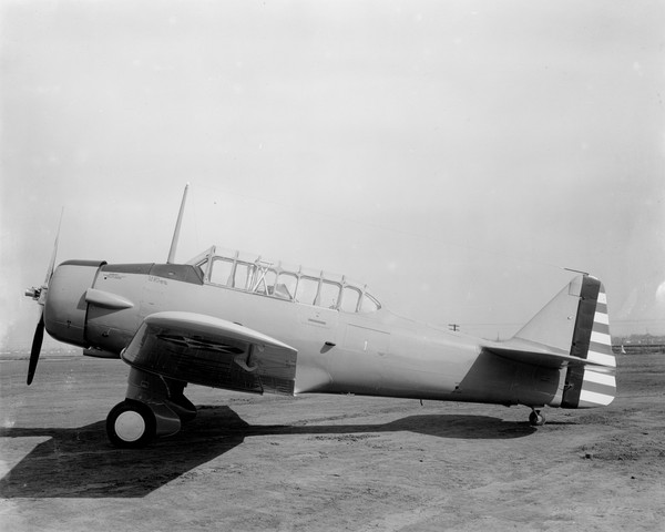 USAF North American Aviation BT-14  40-1110