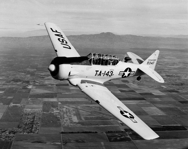 USAF North American Aviation T-6G  49-3143