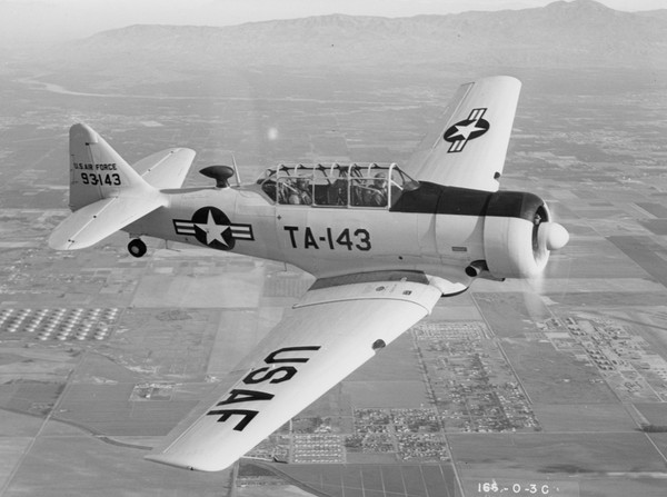 USAF North American Aviation T-6G  49-3143
