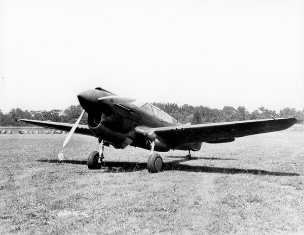  Curtiss P-40E Warhawk 