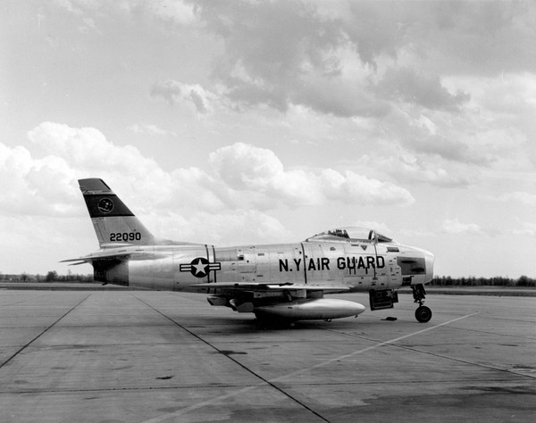 USAF North American Aviation F-86H-NH Sabre 52-2090