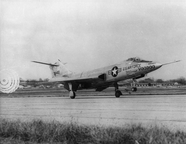 USAF McDonnell F-101A Voodoo 53-2420