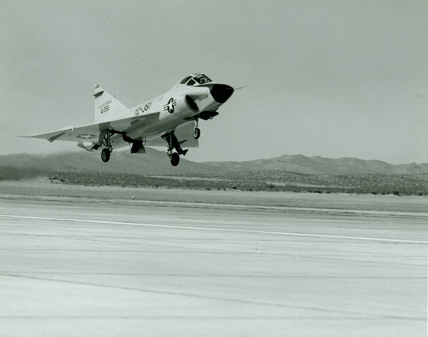 USAF Convair   TF-102A  54-1351