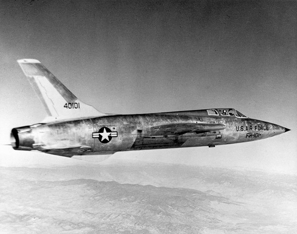 USAF Republic F-105B  54-0101