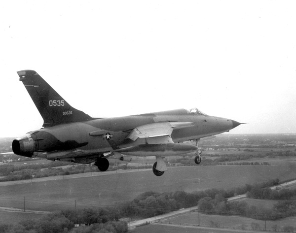 USAF Republic F-105D  60-0535
